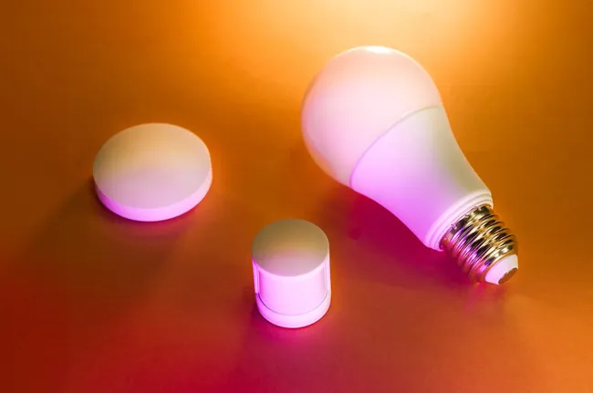 LED vs Glühlampe — Atmosphäre und Energieverbrauch