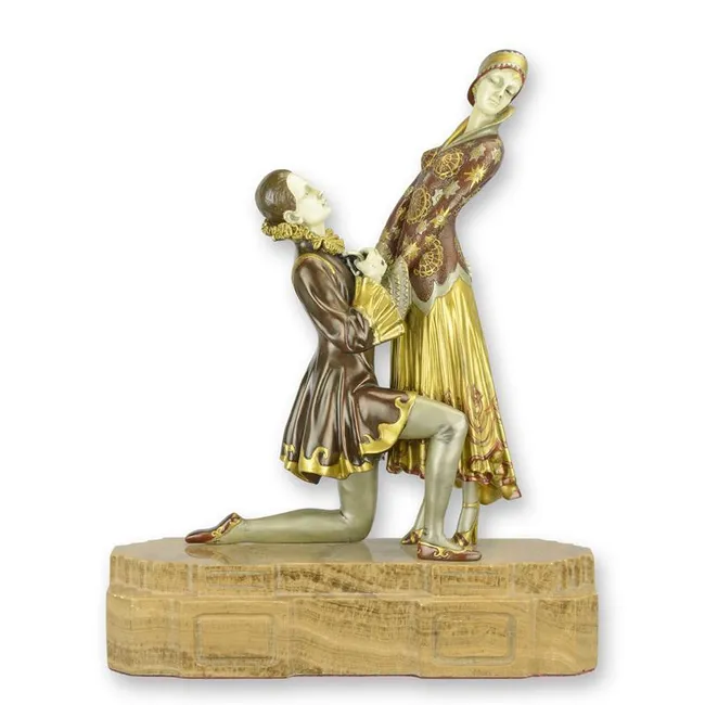 Bemalte Bronzeskulptur Everlasting Love