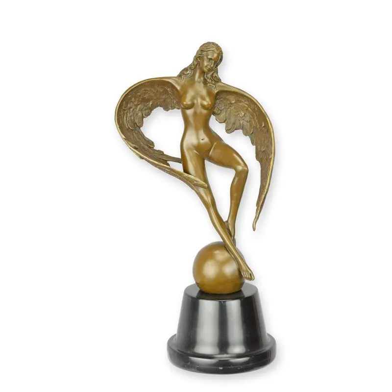 Bronze geflügelte Nachtfigur auf Kugel und Sockel