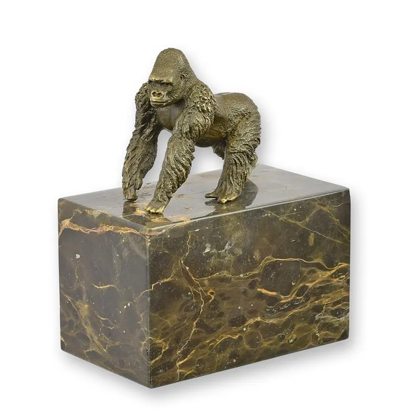 Bronze-Gorilla auf Marmorsockel