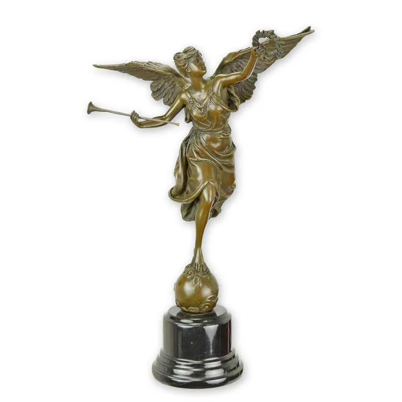 Bronze Nike geflügelte Siegesgöttin mit Trompete