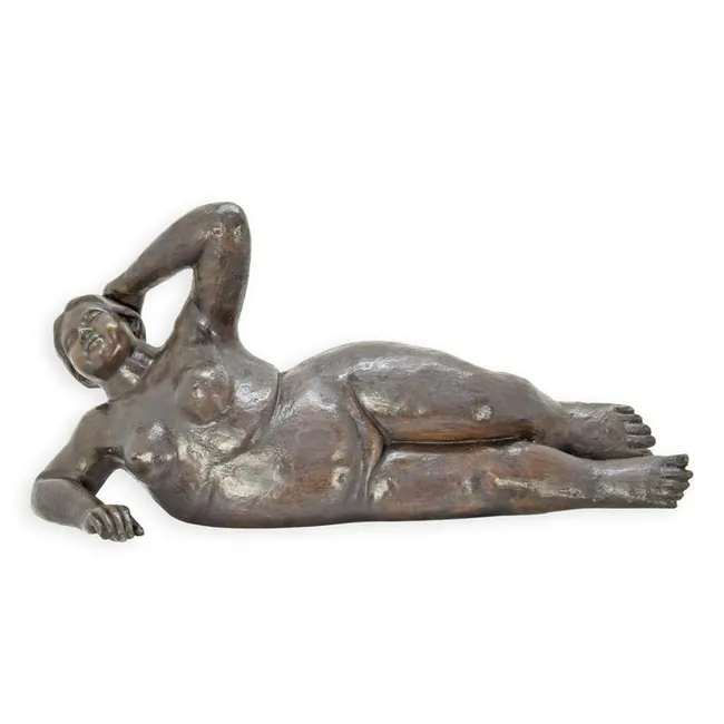 Bronze Skulptur liegender weiblicher Akt