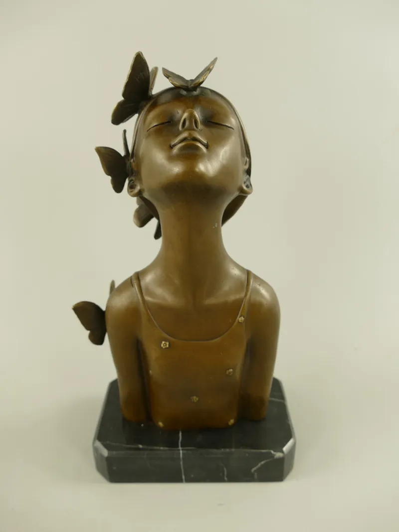 Bronzebüste Mädchen mit Schmetterlingen auf Marmorsockel 28 cm