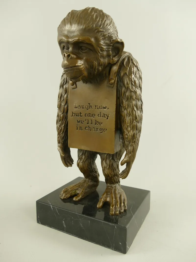 Bronzefigur Affe mit Schild nach Banksy 26 cm