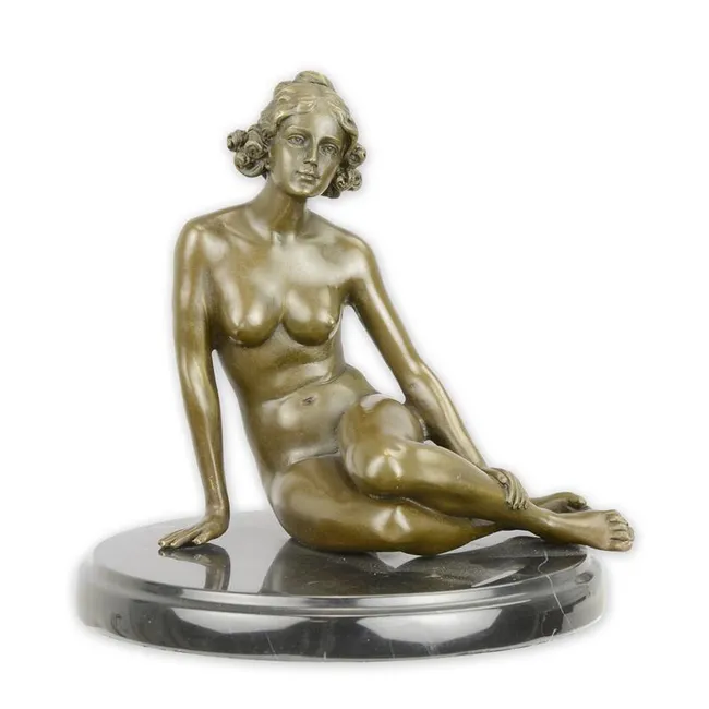Bronzefigur Margret