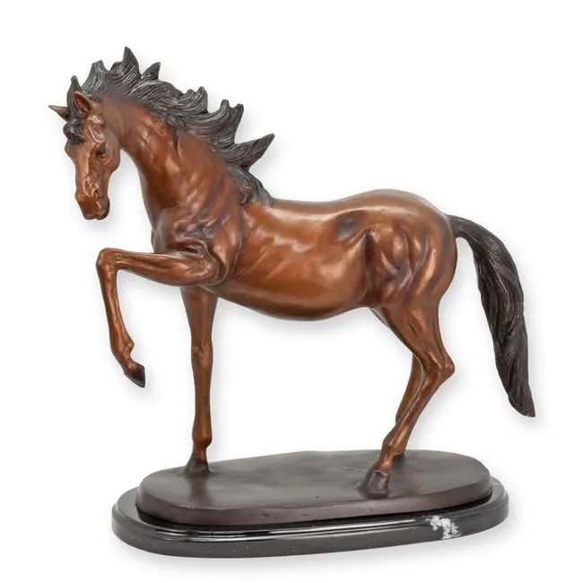 Bronzefigur schreitendes Pferd mit angehobenem Huf auf ovalem Marmorsockel
