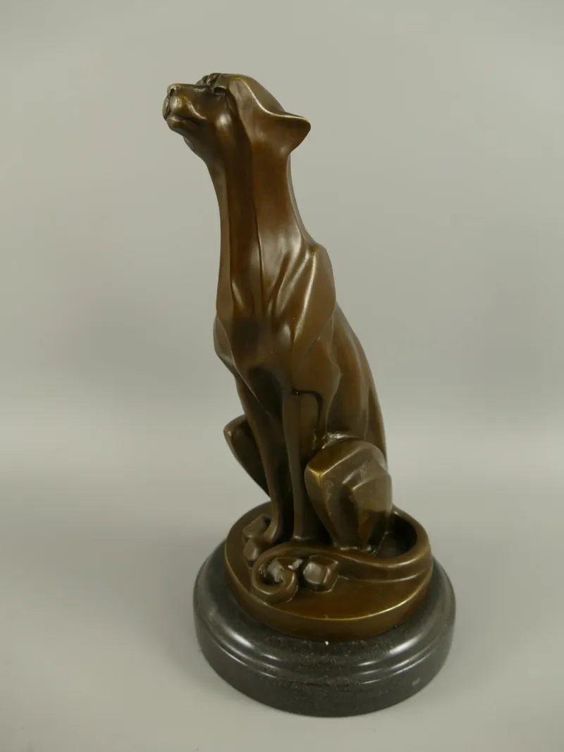 Bronzefigur sitzender Leopard Art déco auf Marmorsockel 30 cm