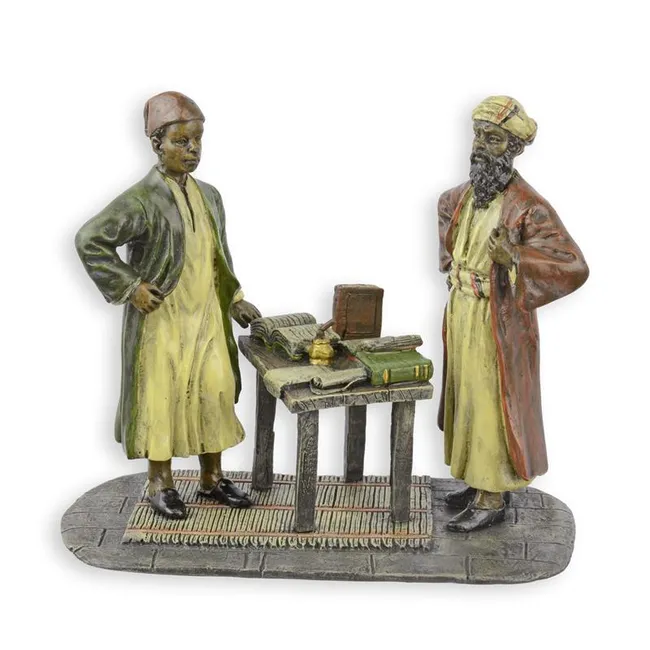 Bronzefigur zwei arabische Gelehrte am Buechertisch Skulptur