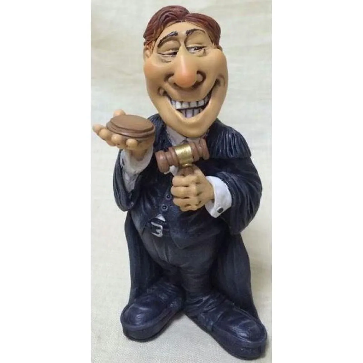 Figur Richter Warren Stratford Polyresin schwarz Geschenk Jurist 8x6x16 cm