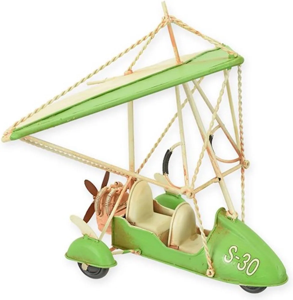 MadDeco Fliegendes Auto Dekorative Figur Recycled Metall 34x20x27 cm