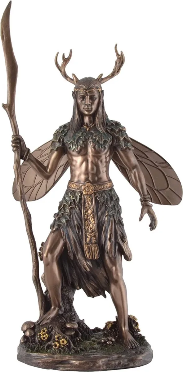 MadDeco Keltischer Druide mit Hirschgeweih Figur Polyresin 14x8x27 cm