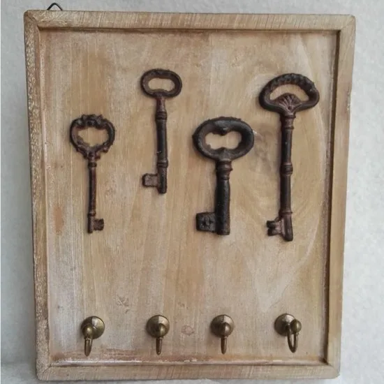 MadDeco Schlüsselkasten Holz 4 dekorative Gusseisenschlüssel 4 Haken 21x25 cm