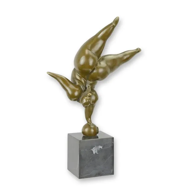 Modernistische Bronzefigur Balancierende Frau Skulptur