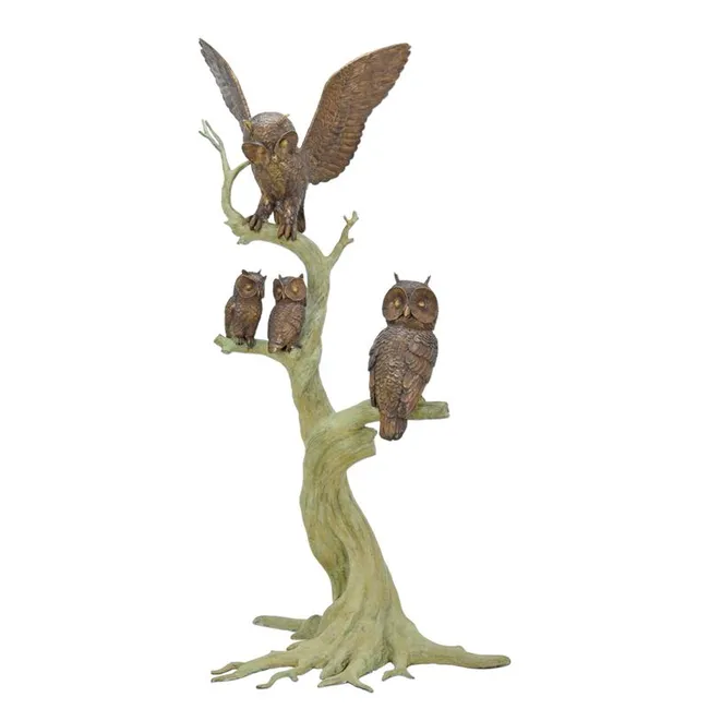 Monumentaler Bronzebaum mit zwei Eulen und Juengen